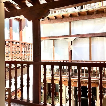 Apart. Entrepatios * Toledo