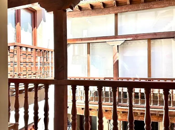 Apart. Entrepatios * Toledo